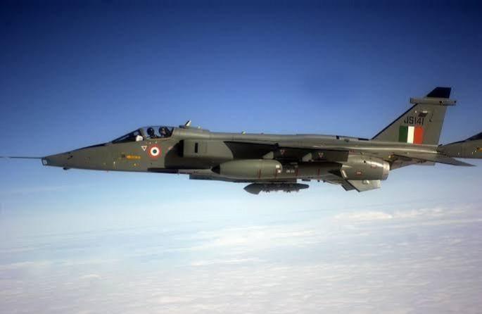 Indian Air Force jet crashes in Churu, Rajasthan; pilot dead ;See horrifying visuals Indian Air Force jet crashes in Churu, Rajasthan; pilot dead ;See horrifying visuals