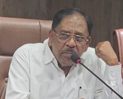 Congress Leadership Debate Intensifies Amid Internal Democracy Claims Congress Leadership Debate Intensifies Amid Internal Democracy Claims