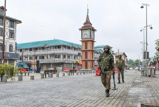 No permission to visit 'Martyrs Graveyard' in J&K's Srinagar city No permission to visit 'Martyrs Graveyard' in J&K's Srinagar city