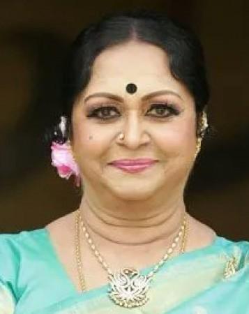 B Saroja Devi passes away: Rajinikanth, Khushbu Sundar and others mourn the sad demise of legendary South actress B Saroja Devi passes away: Rajinikanth, Khushbu Sundar and others mourn the sad demise of legendary South actress