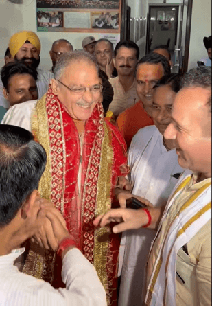 J&K BJP leaders congratulating Kavinder Gupta after his appointment as new LG of Ladakh Kavinder Gupta