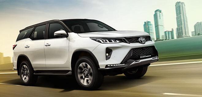 Toyota Fortuner Legender 4x4 AT Toyota Fortuner Legender 4x4 AT