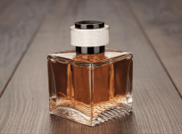 SRK Perfume
