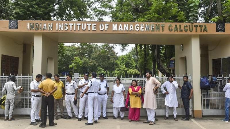 IIM Calcutta Rape Case: Accused Granted Bail After Survivor Allegedly Withholds Cooperation IIM Calcutta Rape Case: Accused Granted Bail After Survivor Allegedly Withholds Cooperation