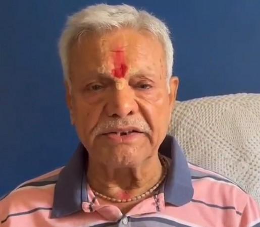 Families of 2006 Mumbai train blast victims demand CBI probe, re-investigation Families of 2006 Mumbai train blast victims demand CBI probe, re-investigation