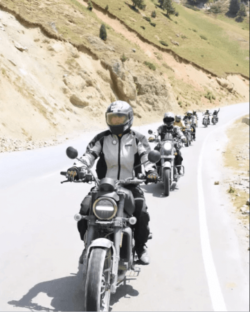 'Wheels of Valour'- all-women biker rally on way to Leh 'Wheels of Valour'