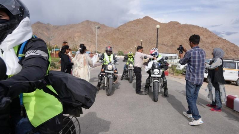 The all-women motorbike expedition 'Wheels of Valour', welcomes at Ladakh University Women bikers