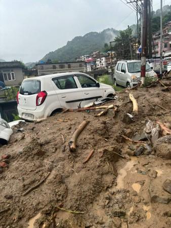 Mandi cloudburst: Himachal CM Sukhu express grief, says closely monitoring situation Mandi cloudburst: Himachal CM Sukhu express grief, says closely monitoring situation