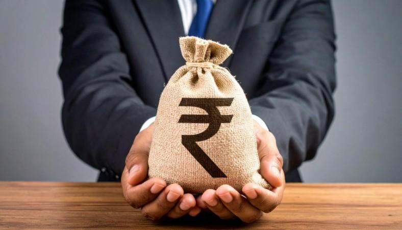 Black Money: Govt raises Rs 35,104 crore tax demand and penalty in 10 years Black Money: Govt raises Rs 35,104 crore tax demand and penalty in 10 years