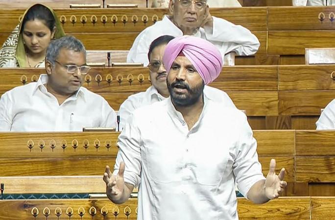 Blocked 43 OTT platforms so far to curb explicit, insensitive content: Ashwini Vaishnaw Blocked 43 OTT platforms so far to curb explicit, insensitive content: Ashwini Vaishnaw