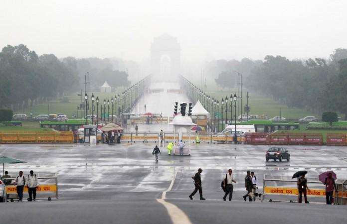 Rain, thunderstorms likely in Delhi for next three days: IMD Rain, thunderstorms likely in Delhi for next three days: IMD