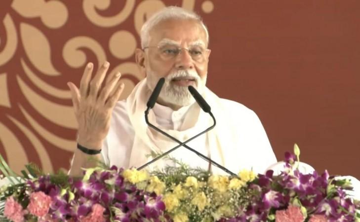 PM Modi Kickstarts ₹2,200 Cr Worth of Projects in Varanasi PM Modi Kickstarts ₹2,200 Cr Worth of Projects in Varanasi