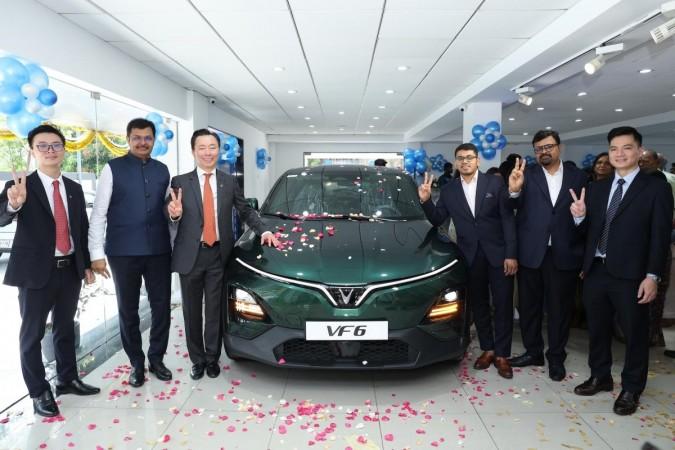 M K Stalin, Mr. Pham Sanh Chau, VinFast - CEO Asia, along with government officials at the grand opening ceremony of the first electric vehicle plant of VinFast India in Thoothukudi. M K Stalin, Mr. Pham Sanh Chau, VinFast - CEO Asia, along with government officials at the grand opening ceremony of the first electric vehicle plant of VinFast India in Thoothukudi.