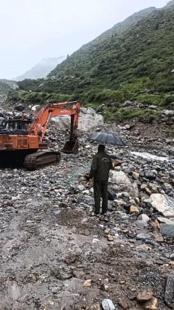 Kedarnath Yatra halted, schools shut as torrential rain wreaks havoc in U'khand Kedarnath Yatra halted, schools shut as torrential rain wreaks havoc in U'khand