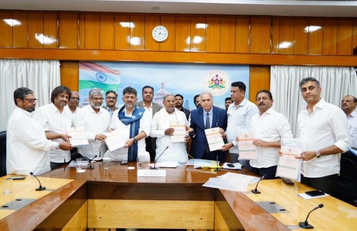 State Education Policy report submitted to K'taka CM; recommends sex education at pre-university level State Education Policy report submitted to K'taka CM; recommends sex education at pre-university level