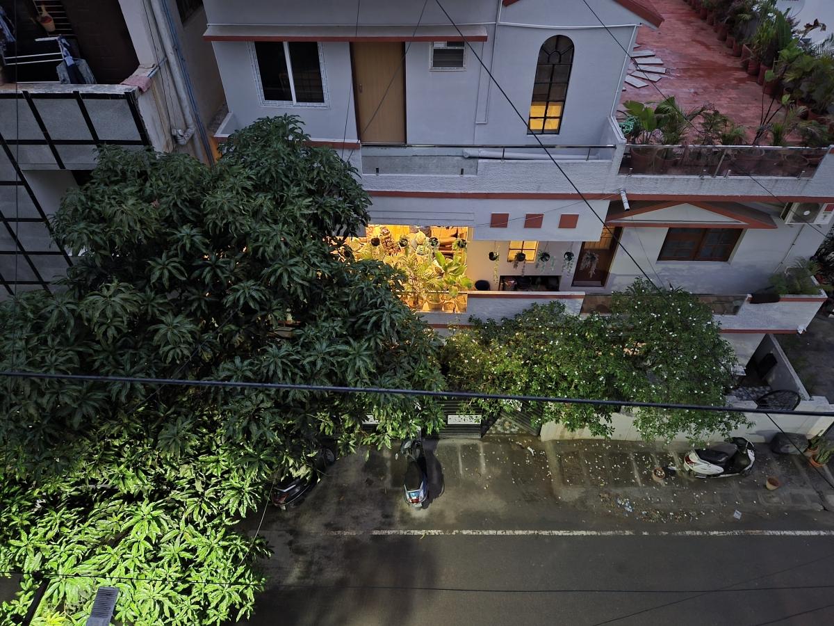 Shot on Samsung Galaxy Z Flip7 Shot on Samsung Galaxy Z Flip7