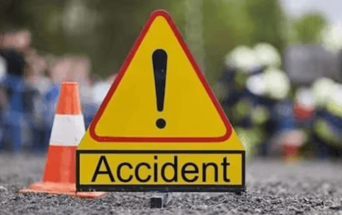 Two J&K Police officers killed in Srinagar road accident Two J&K Police officers killed in Srinagar road accident