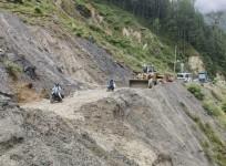 Landslide blocks Uttarkashi-Gangnani road near Netala, traffic disrupted for hours