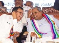Rajanna resigns: Siddaramaiah scrambles to keep him, Congress high command adamant to remove him