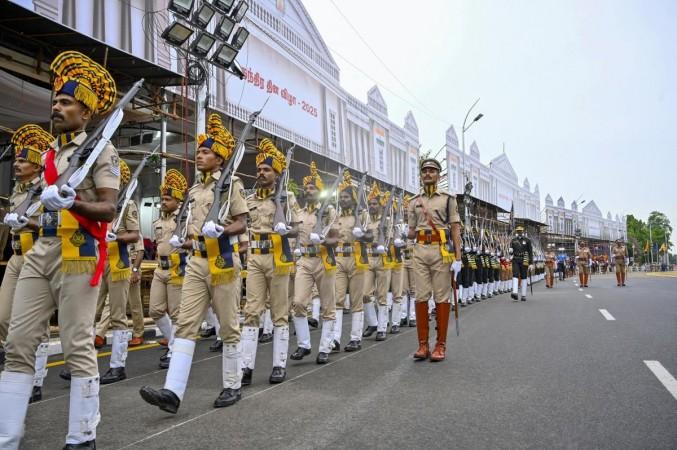 Over 1,000 to receive gallantry, service medals on I-Day, J&K bags maximum Over 1,000 to receive gallantry, service medals on I-Day, J&K bags maximum