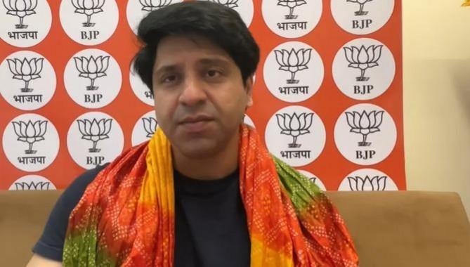 Congress Leaders' Absence at Independence Day Sparks Debate Congress Leaders' Absence at Independence Day Sparks Debate