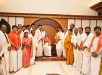 Mass grave case: BJP delegation visits Dharmasthala, demands CM's apology