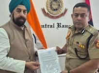 'Kripan' curbs at PM's I-Day event: BJP Sikh leader fights for Punjab sarpanch's rights