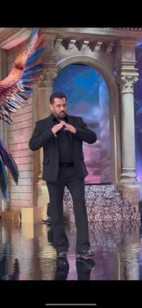 Bigg Boss 19: Salman Khan begins shooting; politicians Atishi Marlena and Tej Pratap Yadav to join, Mike Tyson, WWE's Undertaker as wild card contestants Bigg Boss 19: Salman Khan begins shooting; politicians Atishi Marlena and Tej Pratap Yadav to join, Mike Tyson, WWE's Undertaker as wild card contestants