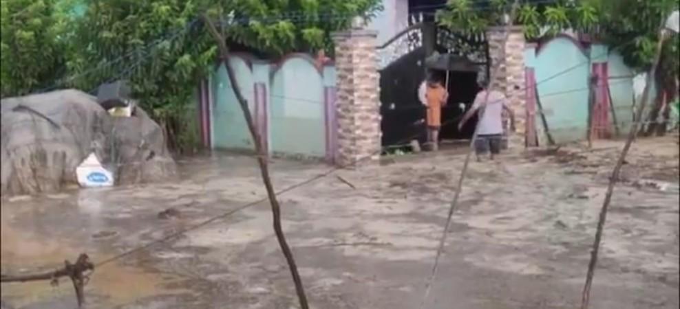Heavy rainfall in J&K: Jammu records 190.4 mm in 24 hours, flood alert in Samba Heavy rainfall in J&K: Jammu records 190.4 mm in 24 hours, flood alert in Samba