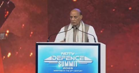 'Self-Reliance in Defence a Must for Survival, Growth,' Says Rajnath Singh 'Self-Reliance in Defence a Must for Survival, Growth,' Says Rajnath Singh