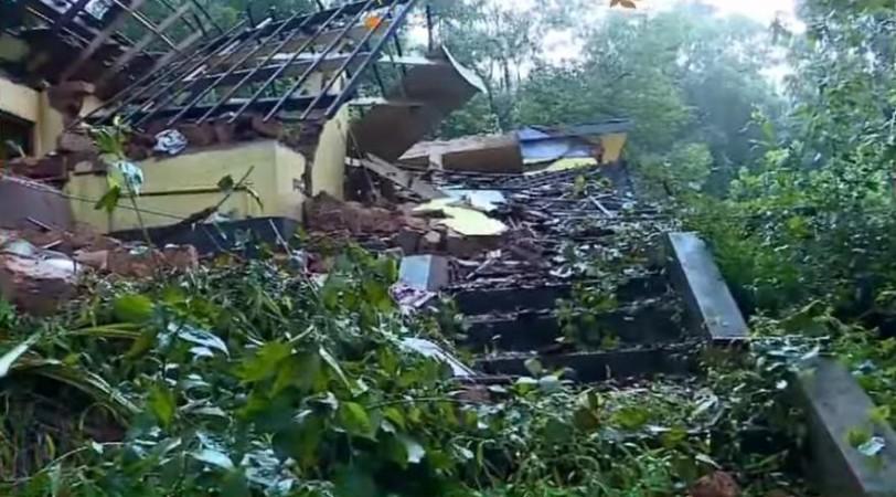 Kerala: One Dead in Kannur Blast, Firecracker Stockpile Under Probe Kerala: One Dead in Kannur Blast, Firecracker Stockpile Under Probe
