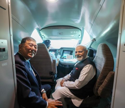 PM Modi gifts Japanese counterpart precious Ramen bowls with silver chopsticks PM Modi gifts Japanese counterpart precious Ramen bowls with silver chopsticks
