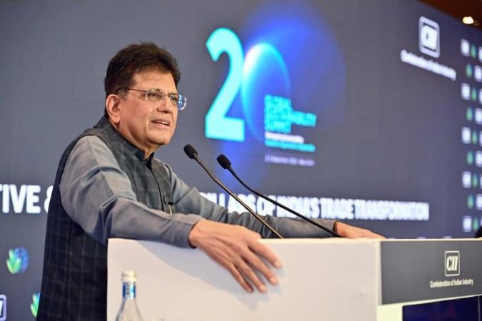 Piyush Goyal urges India Inc. to pass on entire GST rate cut to consumers Piyush Goyal urges India Inc. to pass on entire GST rate cut to consumers