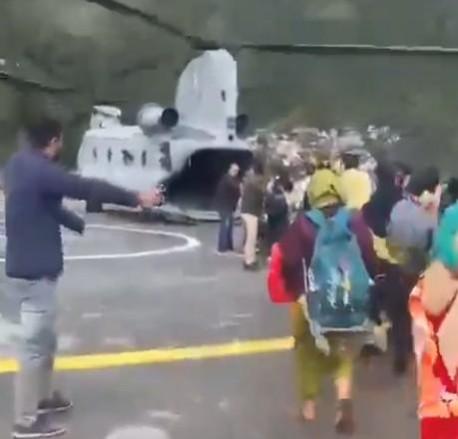IAF Airdrop Mission in J&K's Udhampur; 540 Rescued in Himachal IAF Airdrop Mission in J&K's Udhampur; 540 Rescued in Himachal