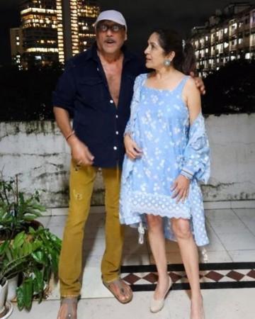 Neena Gupta goes bold in noodle-strap dress, faces trolls for 'age-defying' style Neena Gupta goes bold in noodle-strap dress, faces trolls for 'age-defying' style