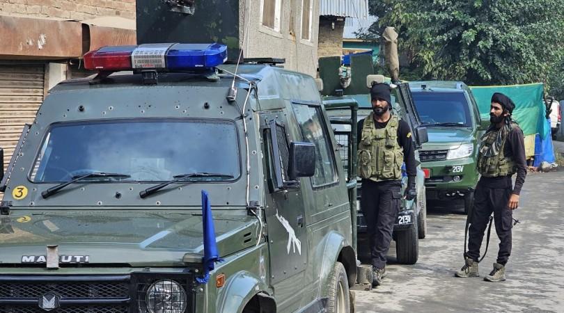 One terrorist killed, one soldier hurt in gunfight in forest area of J&K's Kulgam district One terrorist killed, one soldier hurt in gunfight in forest area of J&K's Kulgam district