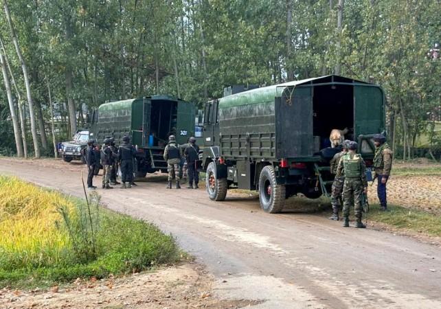 One terrorist killed, one soldier hurt in gunfight in forest area of J&K's Kulgam district One terrorist killed, one soldier hurt in gunfight in forest area of J&K's Kulgam district