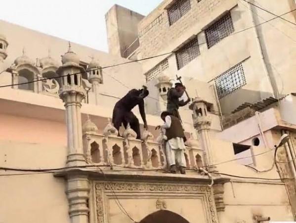 Pakistan Zindabad slogans raised during Eid-e-Milad procession in K'taka, FIR lodged Pakistan Zindabad slogans raised during Eid-e-Milad procession in K'taka, FIR lodged