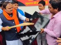 Insult to Sindoor of our sisters: Shiv Sena (UBT) smashes TVs in protest against Ind-Pak match