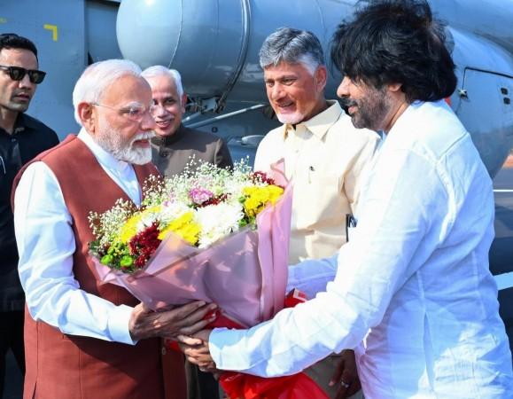 Pawan Kalyan Welcomes PM Modi Pawan Kalyan Welcomes PM Modi