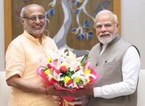 Vice President Radhakrishnan wishes long, healthy life to PM Modi on his birthday