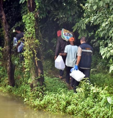 Dharmasthala case: SIT resumes excavation operation; collects bones, soil Dharmasthala case: SIT resumes excavation operation; collects bones, soil