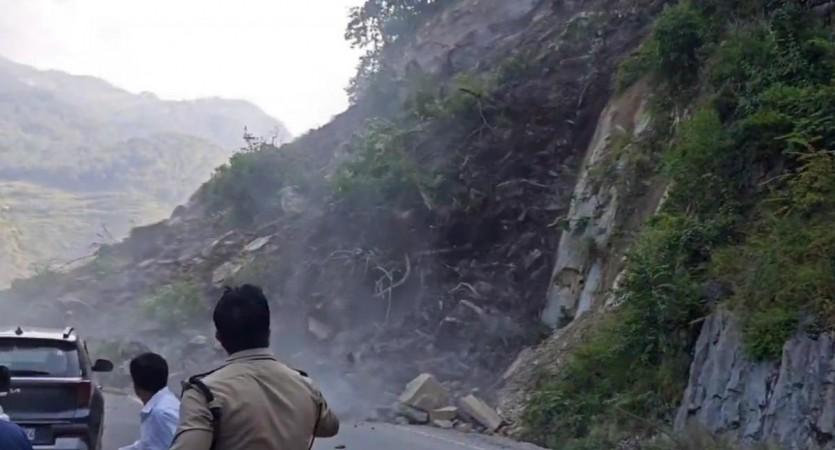 Garhwal MP Anil Baluni narrowly escapes landslide on Badrinath Highway Garhwal MP Anil Baluni narrowly escapes landslide on Badrinath Highway