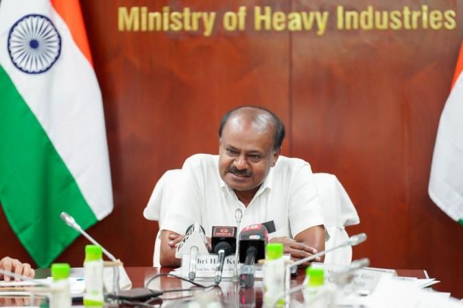 Bengaluru has gained infamy as 'City of Potholes': Union Minister flays govt over IT firm's plan to shift out of ORR area Bengaluru has gained infamy as 'City of Potholes': Union Minister flays govt over IT firm's plan to shift out of ORR area