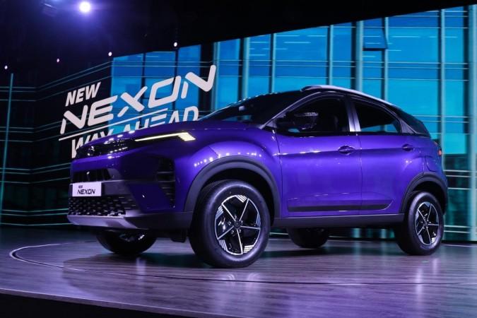 Tata Motors' shares dip 3 pc as €2 billion loss from JLR cyberattack may exceed FY25 profit Tata Motors' shares dip 3 pc as €2 billion loss from JLR cyberattack may exceed FY25 profit