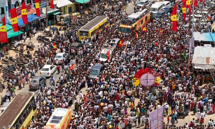 Judicial Commission Opens Investigation into Karur Stampede, 40 Dead Judicial Commission Opens Investigation into Karur Stampede, 40 Dead