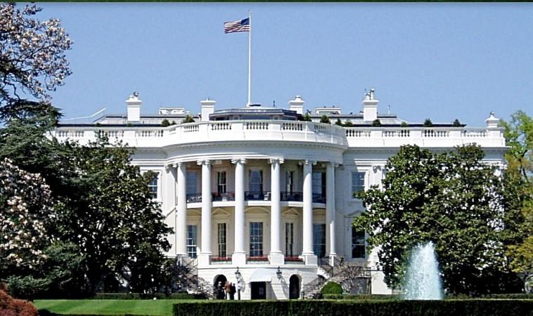 Amid Shutdown, Trump Blocks $2.1B in Chicago Funding