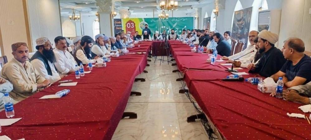 ISKP and LeT backed by ISI targeting Balochis and Taliban, planning to revive militancy in Kashmir: Intel sources ISKP and LeT backed by ISI targeting Balochis and Taliban, planning to revive militancy in Kashmir: Intel sources