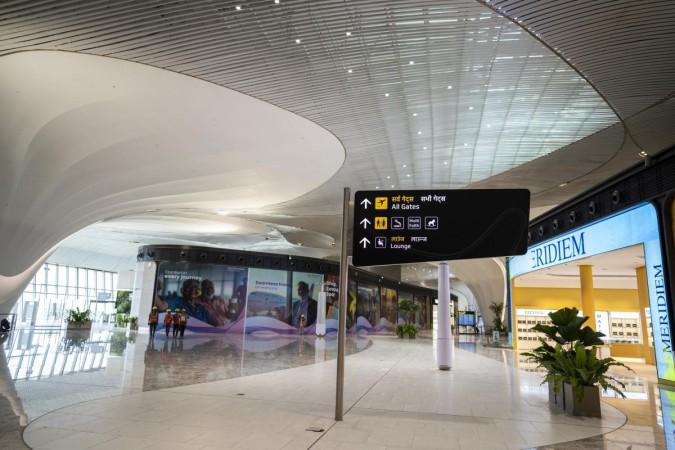 PM Modi Inaugurates Navi Mumbai International Airport: Adani-Led NMIA to Handle 90 Million Passengers a Year PM Modi Inaugurates Navi Mumbai International Airport: Adani-Led NMIA to Handle 90 Million Passengers a Year