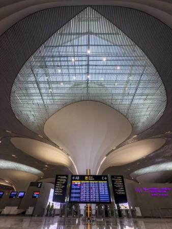 PM Modi Inaugurates Navi Mumbai International Airport: Adani-Led NMIA to Handle 90 Million Passengers a Year PM Modi Inaugurates Navi Mumbai International Airport: Adani-Led NMIA to Handle 90 Million Passengers a Year